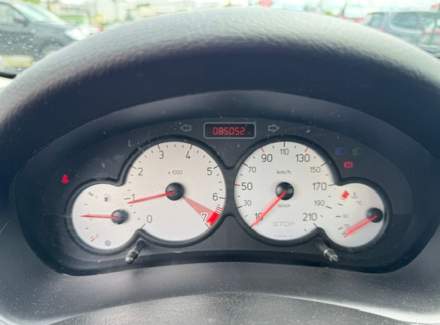 Peugeot - 206