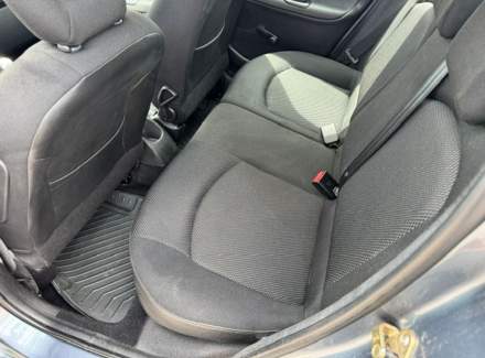 Peugeot - 206