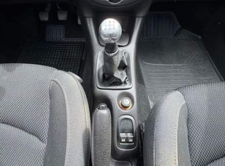 Peugeot - 206