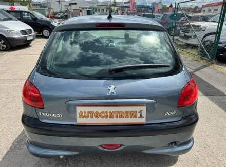 Peugeot - 206