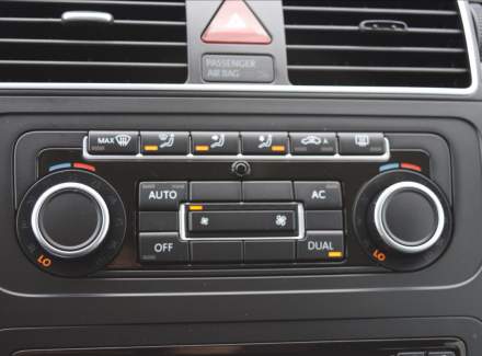 Volkswagen - Touran