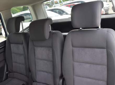 Volkswagen - Touran