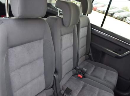 Volkswagen - Touran