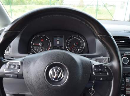 Volkswagen - Touran