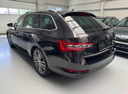 Škoda - Superb