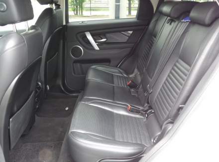 Land Rover - Discovery Sport