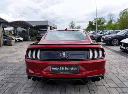 Ford - Mustang