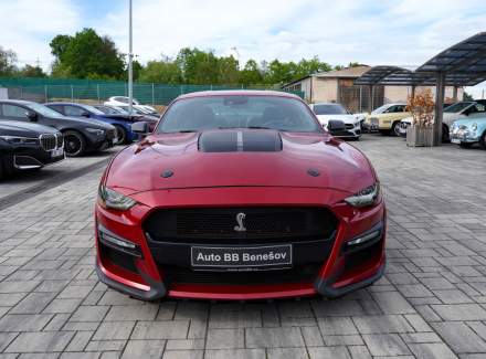 Ford - Mustang