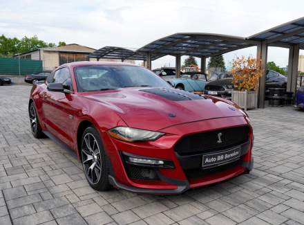 Ford - Mustang