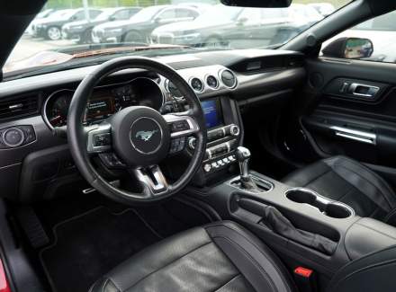 Ford - Mustang