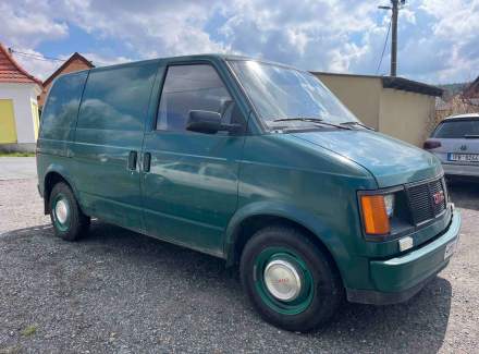 GMC - Safari