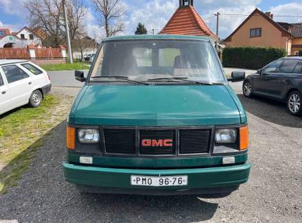 GMC - Safari