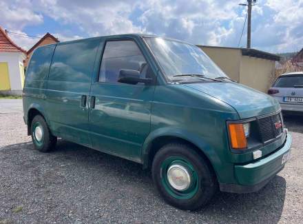 GMC - Safari