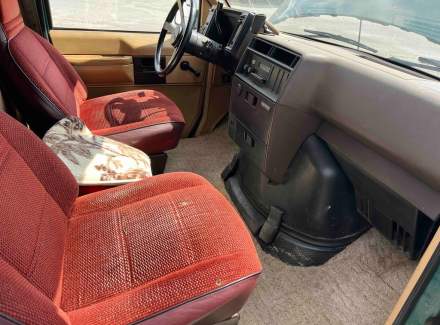 GMC - Safari