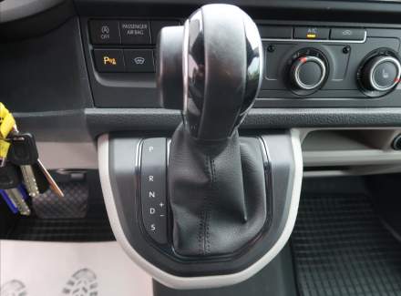 Volkswagen - Transporter