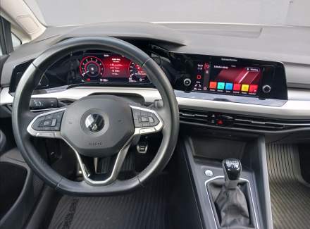 Volkswagen - Golf