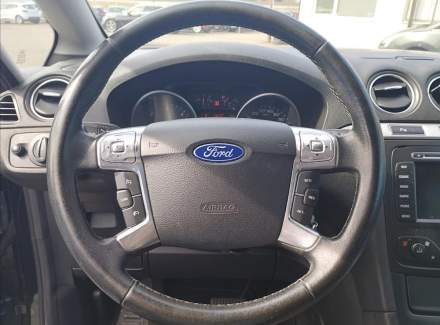 Ford - S-MAX