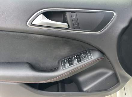 Mercedes-Benz - B-class
