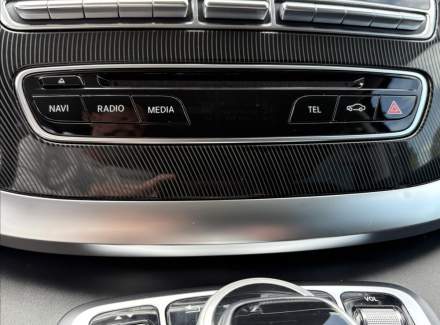 Mercedes-Benz - V-class