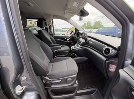 Mercedes-Benz - V-class