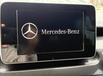 Mercedes-Benz - V-class