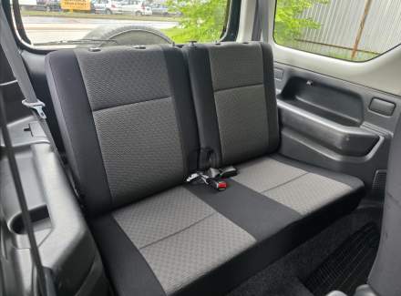 Suzuki - Jimny