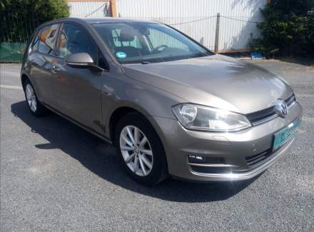 Volkswagen - Golf