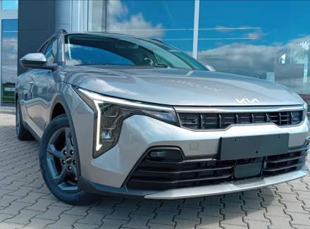 Kia - K4