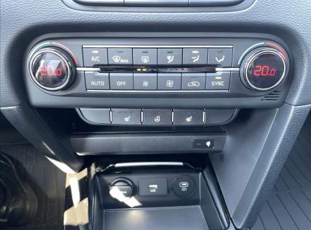 Kia - XCeed