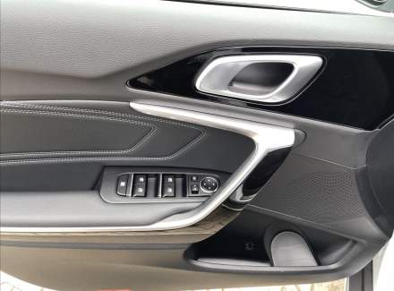Kia - XCeed
