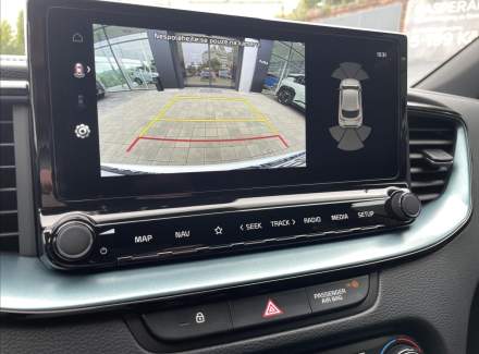 Kia - XCeed