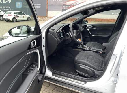 Kia - XCeed