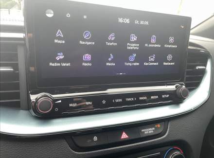 Kia - XCeed
