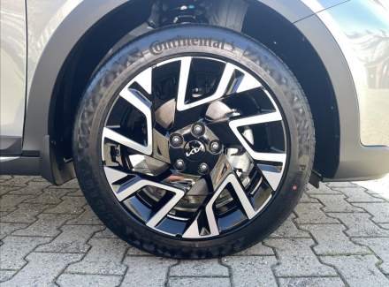 Kia - XCeed