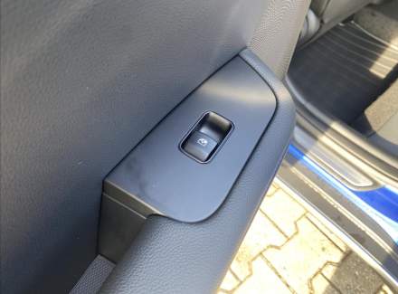 Kia - XCeed