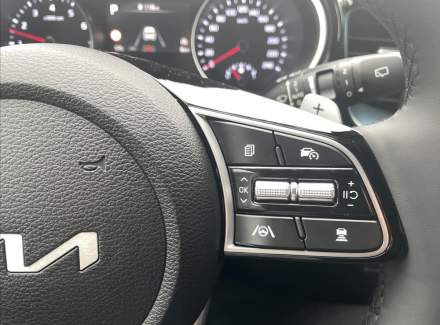 Kia - XCeed