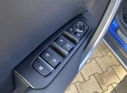 Kia - XCeed