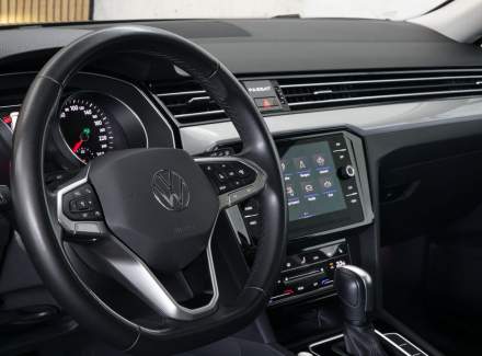 Volkswagen - Passat