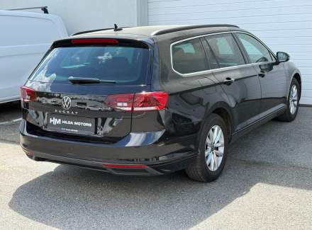 Volkswagen - Passat