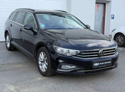 Volkswagen - Passat