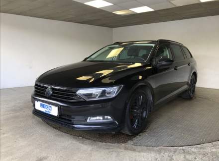 Volkswagen - Passat