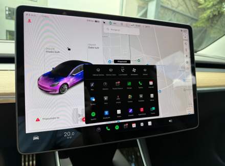 Tesla - Model 3