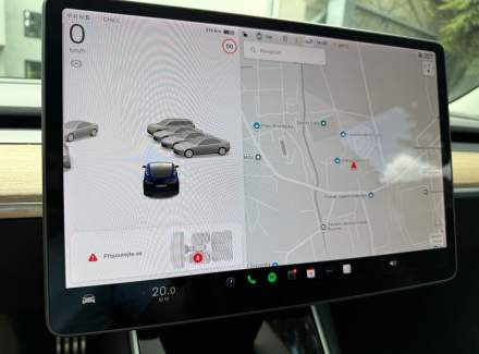 Tesla - Model 3