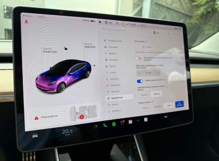 Tesla - Model 3