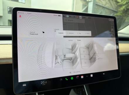 Tesla - Model 3
