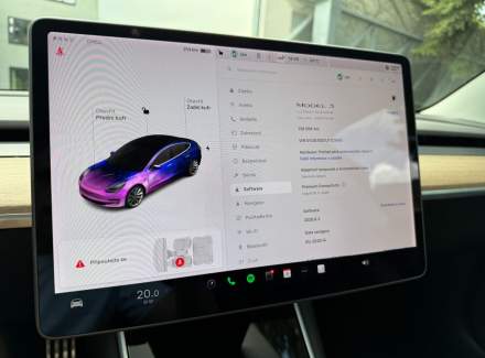 Tesla - Model 3