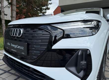 Audi - Q4 e-tron