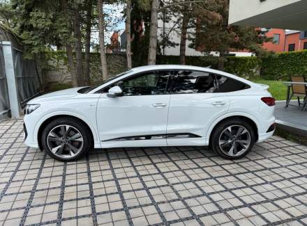 Audi - Q4 e-tron