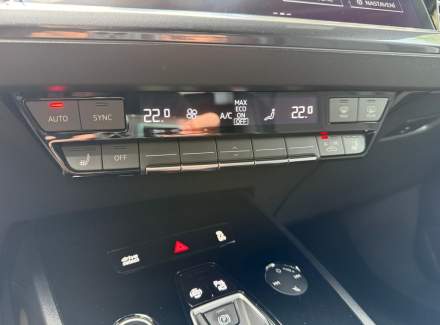 Audi - Q4 e-tron