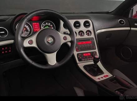 Alfa Romeo - Spider